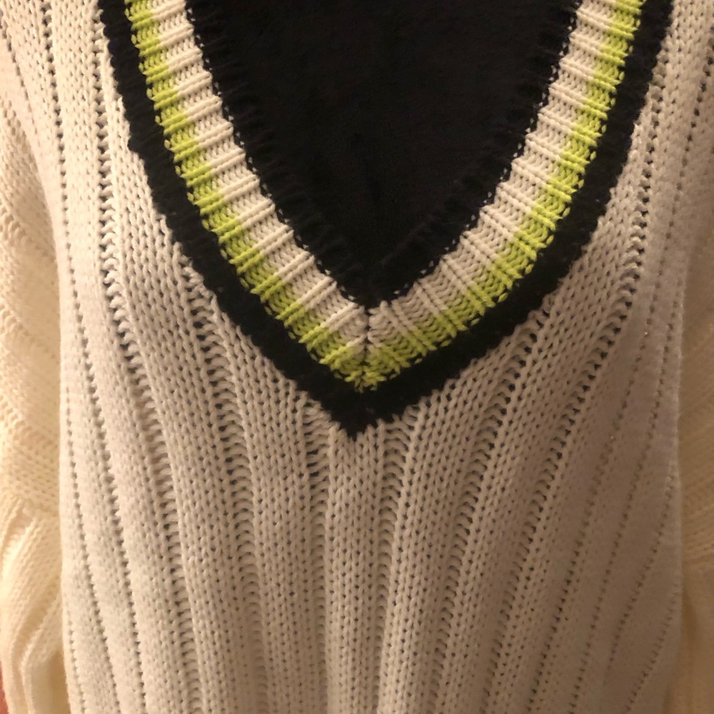Wild Fable sweater - Picture 6 of 11